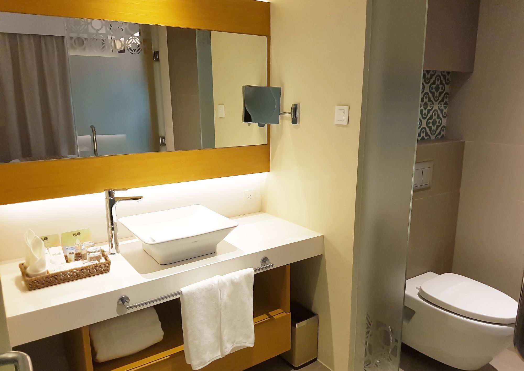 Hue Hotels And Resorts Boracay Managed By Hii Manoc-Manoc Exteriör bild
