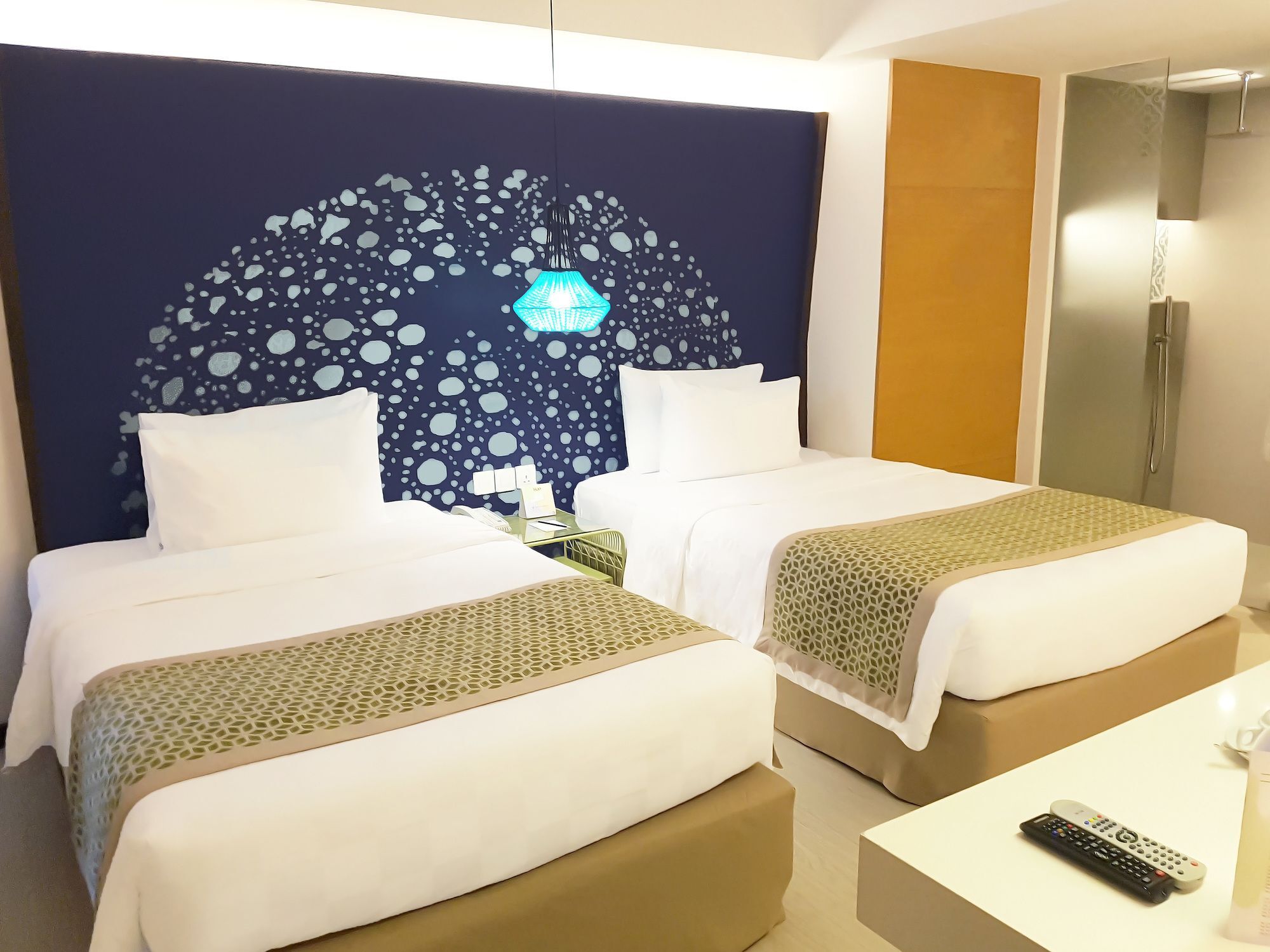Hue Hotels And Resorts Boracay Managed By Hii Manoc-Manoc Exteriör bild